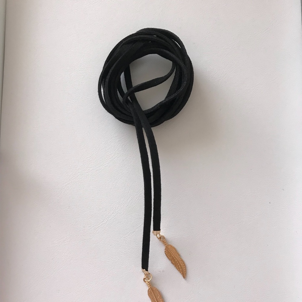 Black Velvet Gold Leaf Ends